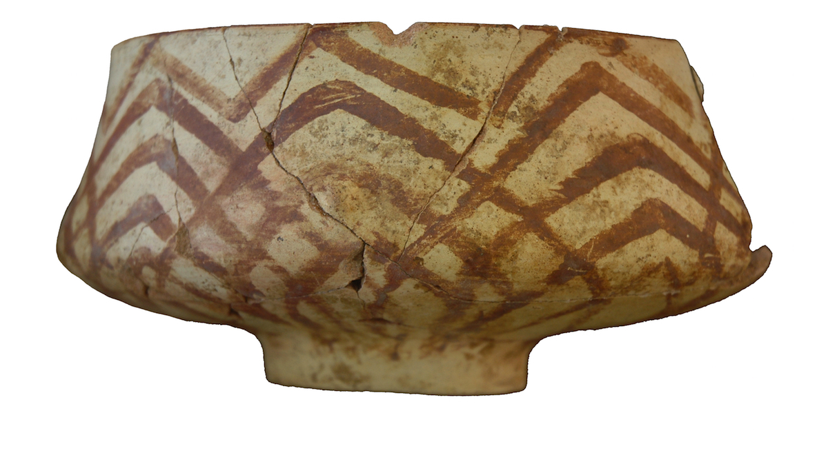 Example of a painted pot found on the West Mound. Photo by Ingmar Franz.